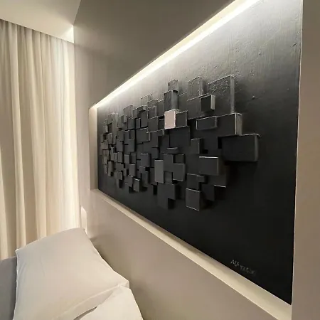 Lucrino 45 By Ale 4* روما