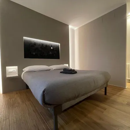 Lucrino 45 By Ale 4* روما