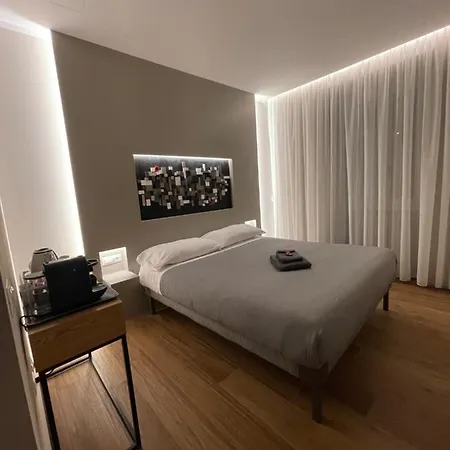 Lucrino 45 By Ale בית הארחה רומא
