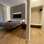 Lucrino 45 By Ale בית הארחה 4*